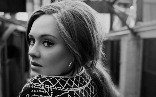 Adele compuso el tema oficial de la nueva película de James Bond, 'Skyfall'
