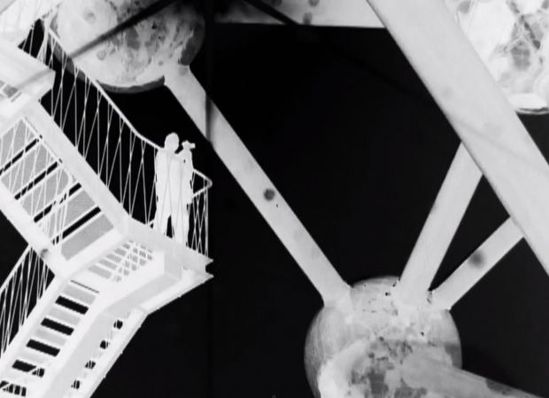 Video de "Atomium", el nuevo sencillo de Karl Bartos