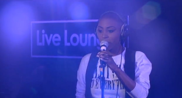 Laura Mvula en vivo desde el 'Live Lounge'