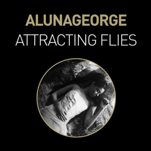 Portada del sencillo "Attracting Flies" de AlunaGeorge