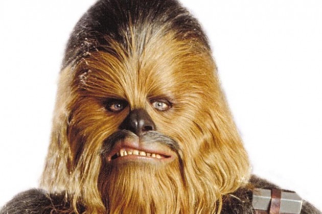 Chewbacca está personificado en las películas por el actor Peter Mayhew.