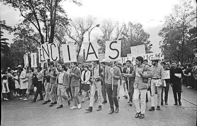 Protesta estudiantil un par de meses antes de Tlatelolco / Foto: Marcellí Perelló