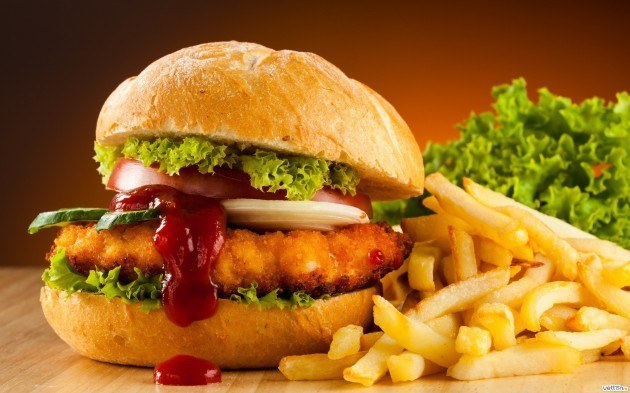 Fast food: no solo engorda, también afecta inteligencia