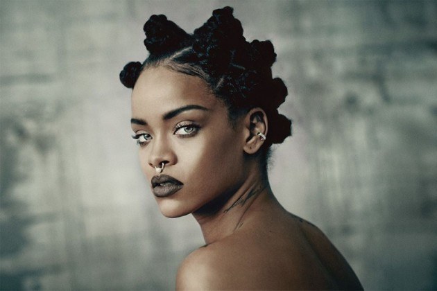 Rihanna: nuevas fotos para la revista i-D, edición 2015