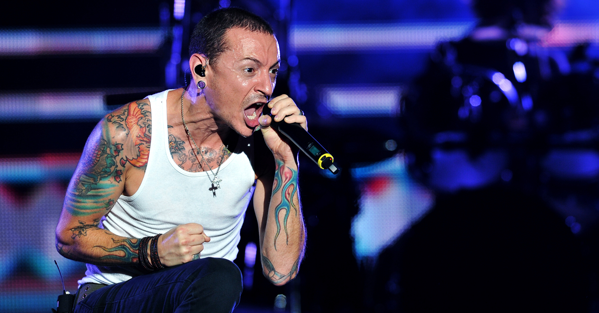 Ve el Tributo a Chester Bennington En Vivo (Livestream Completo)