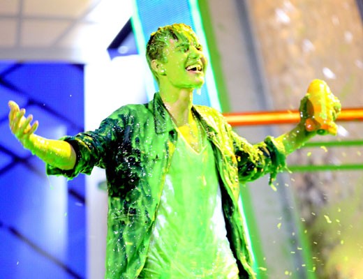 justin-beiber-laughs-off-his-slime