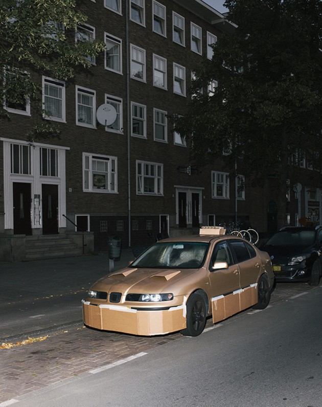 max-siedentopf-pimps-out-cars-at-night-with-cardboard-and-tape-designboom-03