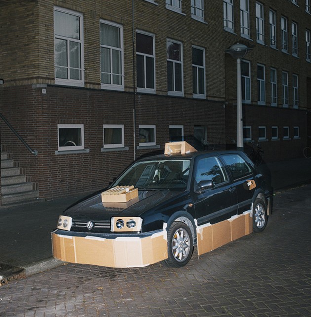 max-siedentopf-pimps-out-cars-at-night-with-cardboard-and-tape-designboom-10