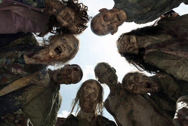 Un estudio revela en cuántos días los zombies acabarían con el mundo