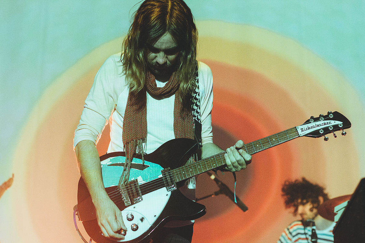 By Abby Gillardi - Tame_Impala-3690, CC BY 2.0, https://commons.wikimedia.org/w/index.php?curid=41270966
