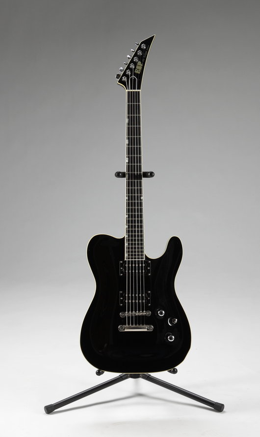 15189-guitar-530-85