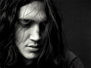 Nueva canción de John Frusciante: “Glowe”