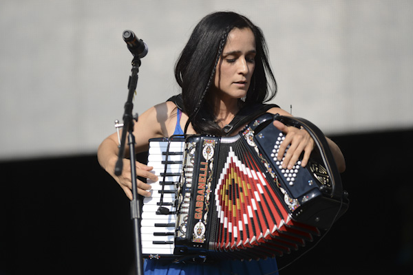 Escucha el nuevo disco de Julieta Venegas, ‘La Enamorada’