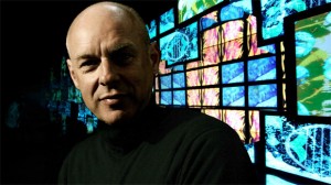 El padre del ambient regresa, escucha un nuevo álbum de Brian Eno