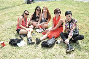 Galería: Amigos y parejas en el Festival Corona Capital 2012