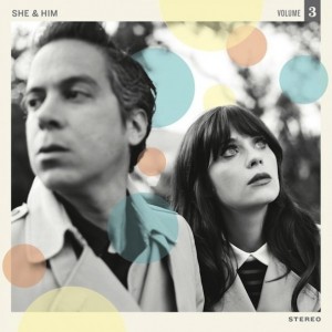 Aquí la portada y detalles del tercer disco de She & Him