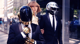 Daft Punk y la súper modelo Karlie Kloss para la revista Vogue