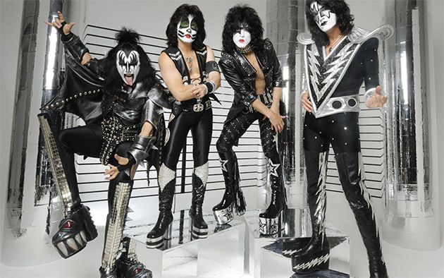 kiss-0224