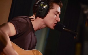 Arctic Monkeys hace un cover a Tame Impala