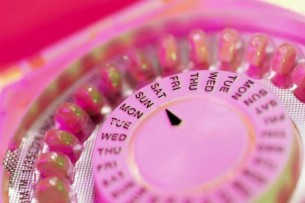 ¿Implantes anticonceptivos con controles remotos? Bill Gates, dice que sí