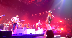 Arcade Fire rindió tributo a Jane’s Addiction y Guns ‘N’ Roses