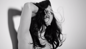 Los videos más sexies de Katy Perry para curar tu depresión de sábado