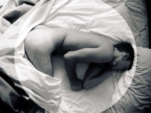 ¿Duermes desnudo a pesar del frío? La ciencia tiene buenas noticias para ti