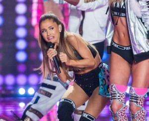 ¿Ya viste lo mejor de los memes de Ariana Grande en el Victoria’s Secret Fashion Show?