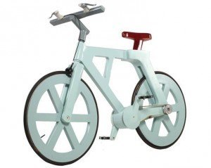 Esta bicicleta de cartón cuesta menos de $200 pesos y funciona perfecto
