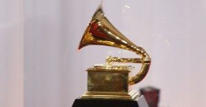 La disquera de este artista olvidó meterlo a los Grammys y por eso no fue nominado