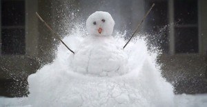 Estos muñecos de nieve NSFW son lo más divertido que verás hoy