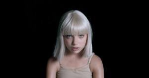 Sia tiene un nuevo video con Maddie Ziegler y es perfecto