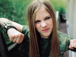 Avril Lavigne es la celebridad más peligrosa de internet