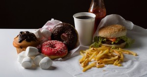 Comer mal, aunque sea un día de la semana, te puede hacer obeso