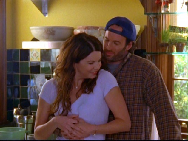 luke-lorelai-gilmore-girls-tv-couples-966911_1024_768