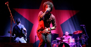 Streams de Rage Against the Machine aumentan 62% en medio de protestas