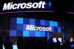 Microsoft tuvo que disculparse por las bailarinas eróticas en una conferencia de videojuegos