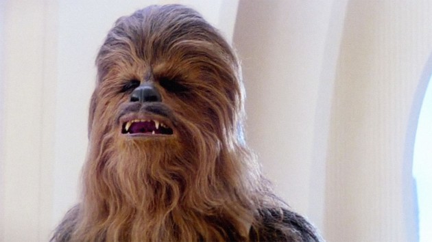 El nuevo actor de Chewbacca publica una carta que te hará llorar