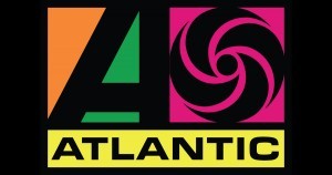 Atlantic Records fue acusado de no pagar lo justo a sus productores, y no sabemos qué pensar