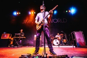 Jimmy Eat World ha regresado y nos comparte dos nuevos y poderosos tracks