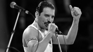 Hoy el gran Freddie Mercury habría cumplido 72 años y lo festejamos con 5 de sus mejores presentaciones en vivo