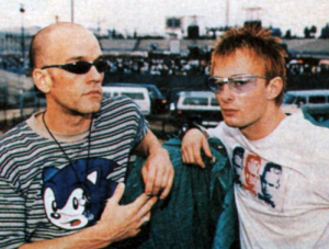 Esta es la versión inédita de “E-Bow the Letter”, la colaboración entre R.E.M & Thom Yorke