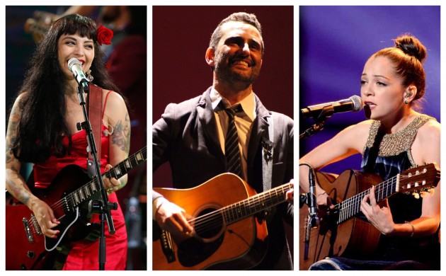 Mira a Jorge Drexler, Natalia Lafourcade, Mon Laferte y El David Aguilar cantar juntos “Telefonía” en los Latin Grammys