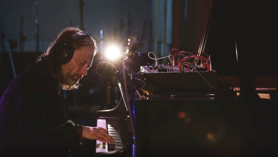 Thom Yorke anunció “Don’t Fear the Light”, su primera pieza de música clásica