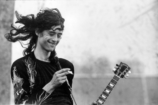 Fender lanza guitarras conmemorativas de Jimmy Page por el 50 aniversario de Led Zeppelin