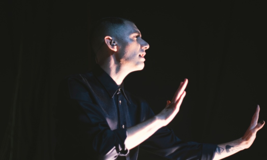 Alex Anwandter compartió el video de “Axis Mundi”
