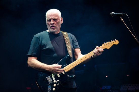 David Gilmour cumple hoy 73 años y lo festejamos con algunas fotos de su trayectoria