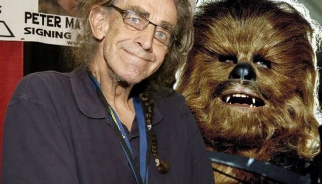 Muere Peter Mayhew, quien interpretó a Chewbacca en ‘Star Wars’