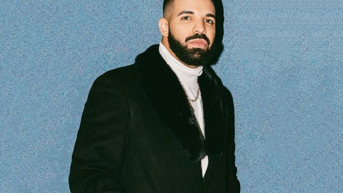 Drake recopila sus singles que no habían sido lanzados de manera oficial en ‘Care Package’