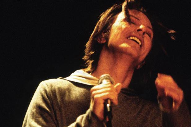 Icónica sesión en vivo de ‘VH1 Storytellers’ de David Bowie será re-editada en vinilo